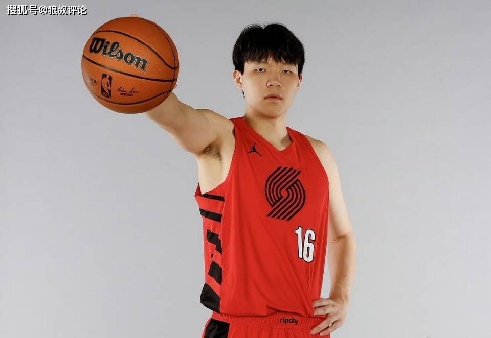 杨瀚森：休赛期“增重”去适应NBA的风格和节奏 在CBA是个传统中锋
