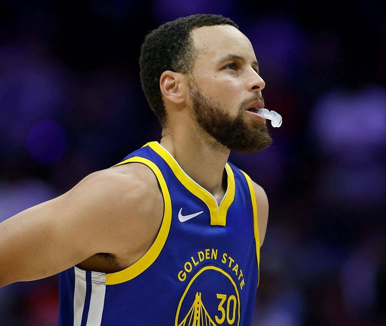 德玛尔德罗赞：中投王者的复兴之旅，圣安东尼奥马刺的得分保障。