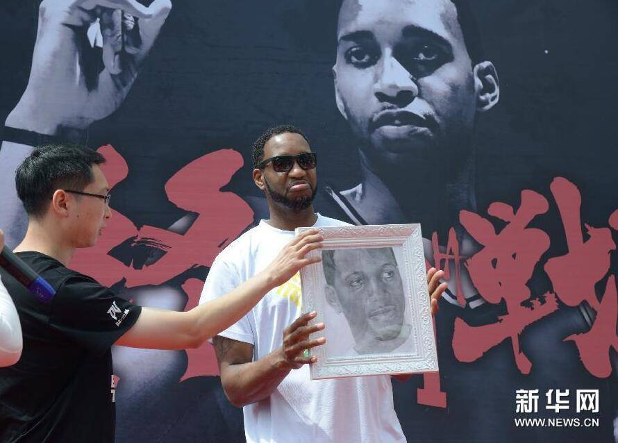 九游体育网址-麦迪能顶替科比？小莫里斯：他不是科比 没那种心态