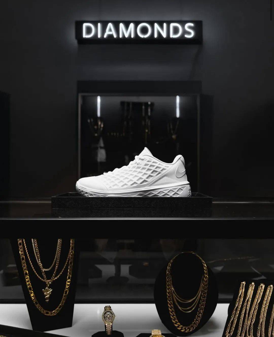 Nike 官方「科比鞋展」猛货不少！未来「发售新鞋」都在这！