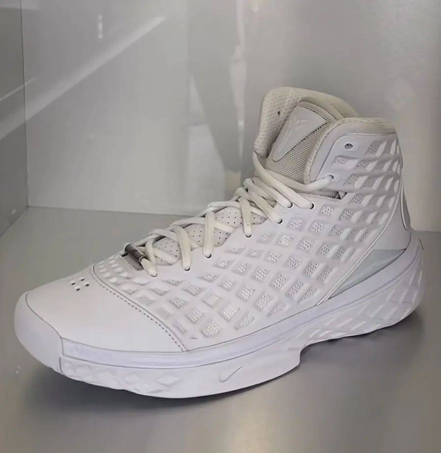 Nike 官方「科比鞋展」猛货不少！未来「发售新鞋」都在这！