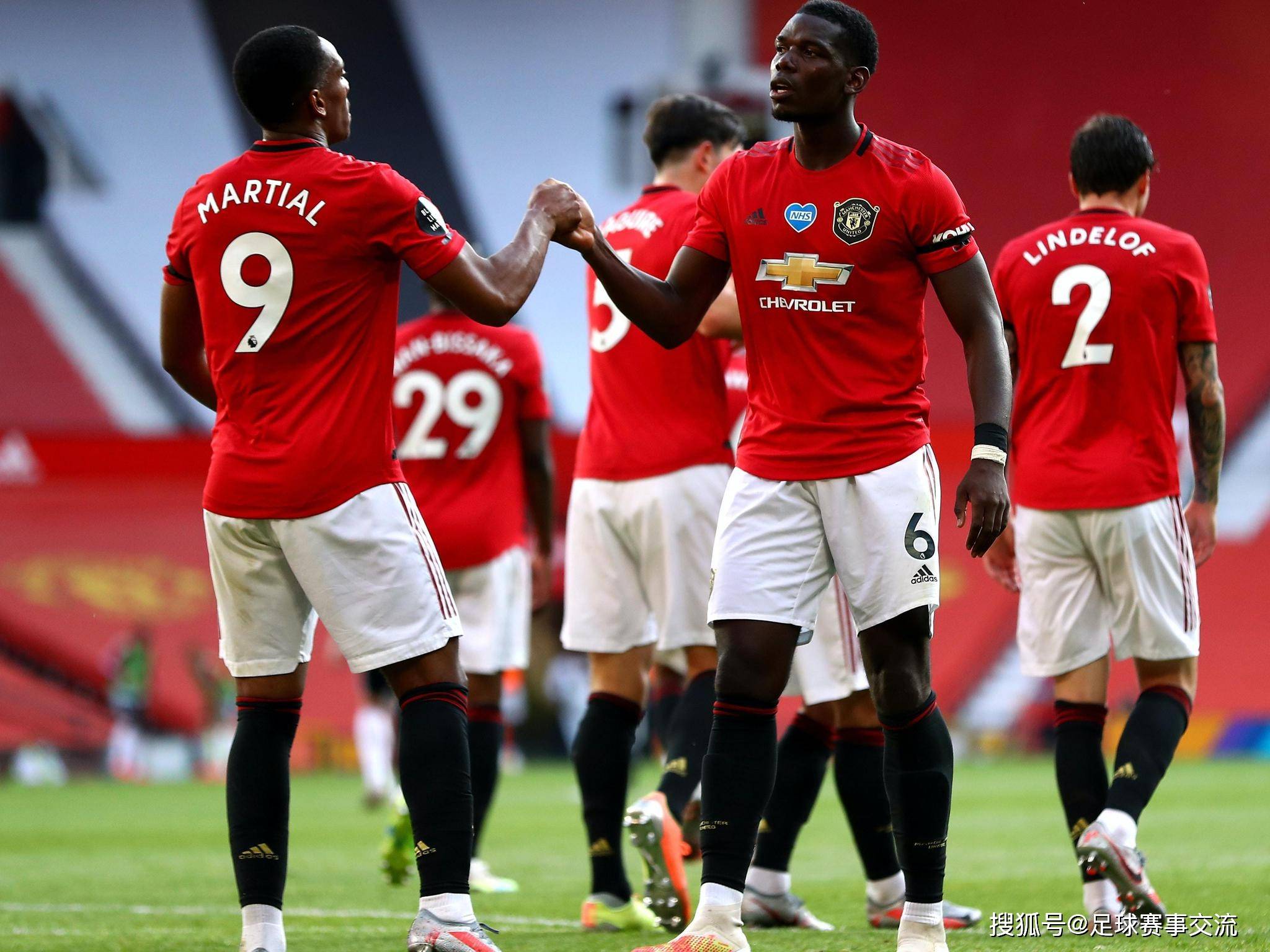 今日足球：富勒姆vs曼联、比利亚雷亚尔vs赫罗纳