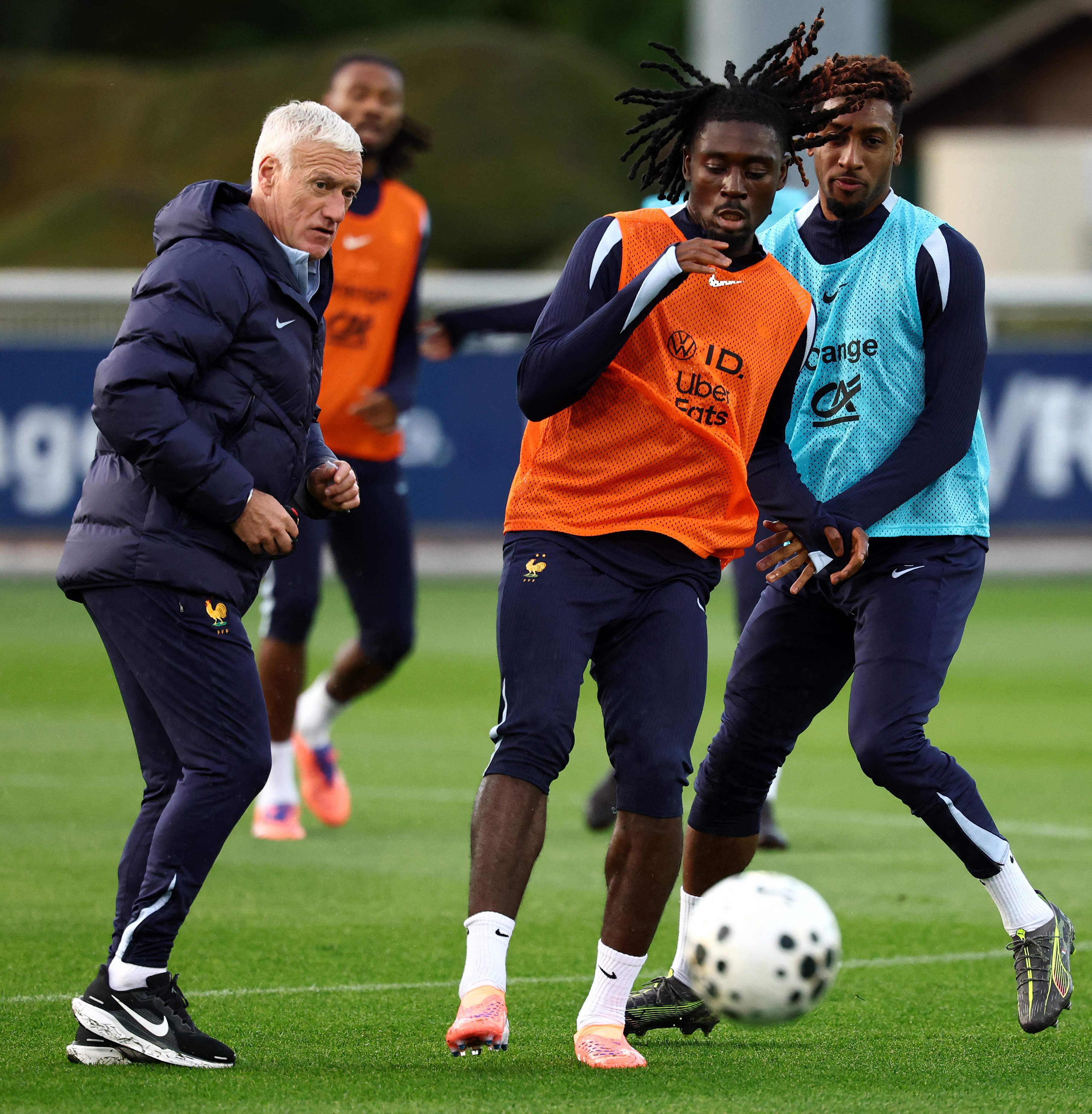 (外代二线)足球——世预赛:法国队备战