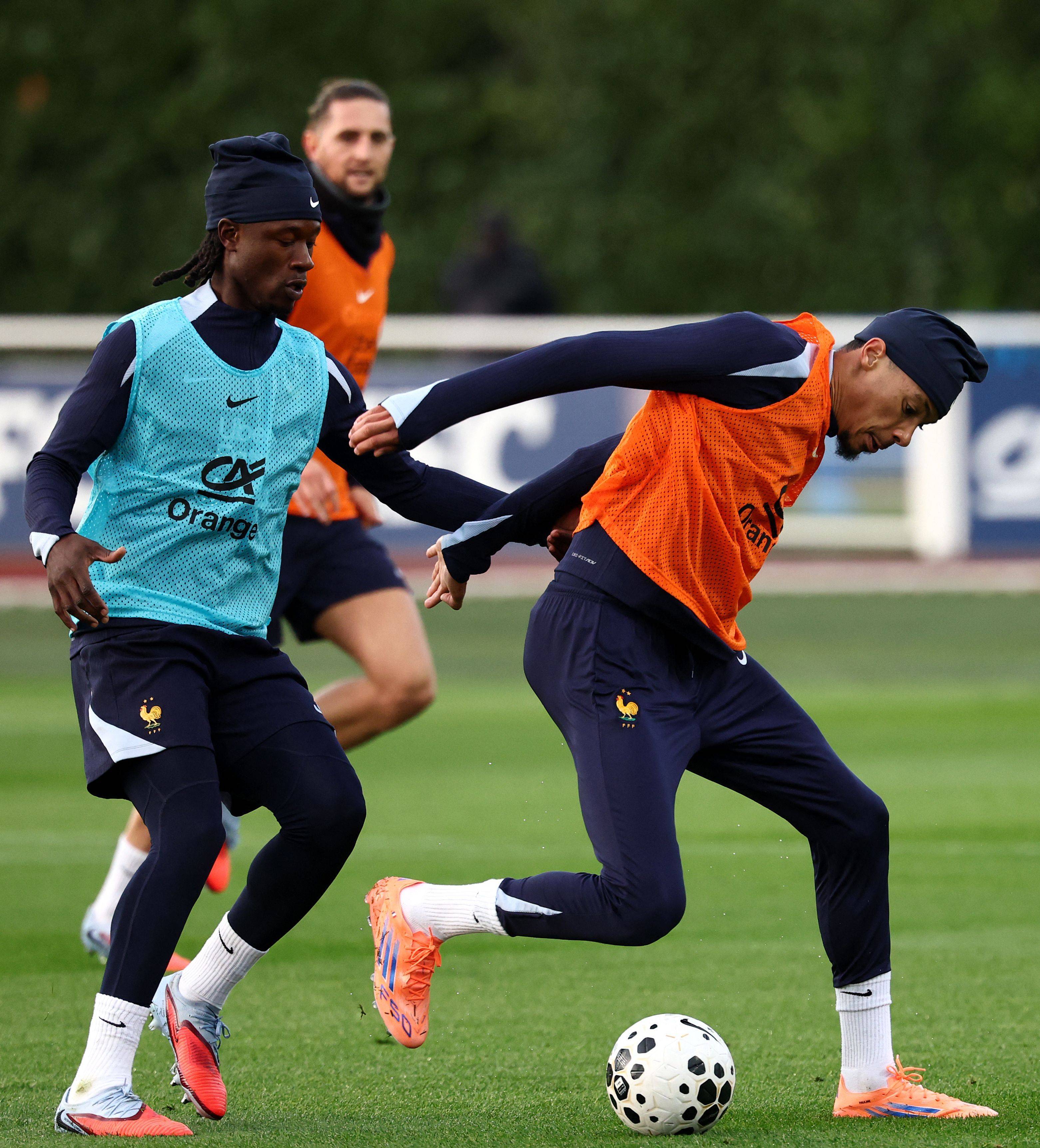 (外代二线)足球——世预赛:法国队备战