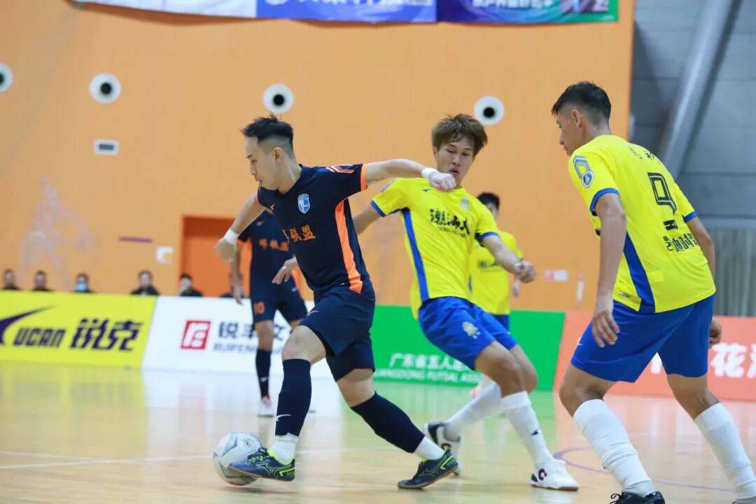 【头条】《二十四》广州草根足球牛人榜——韩毅：希望让更多人认识五人制足球