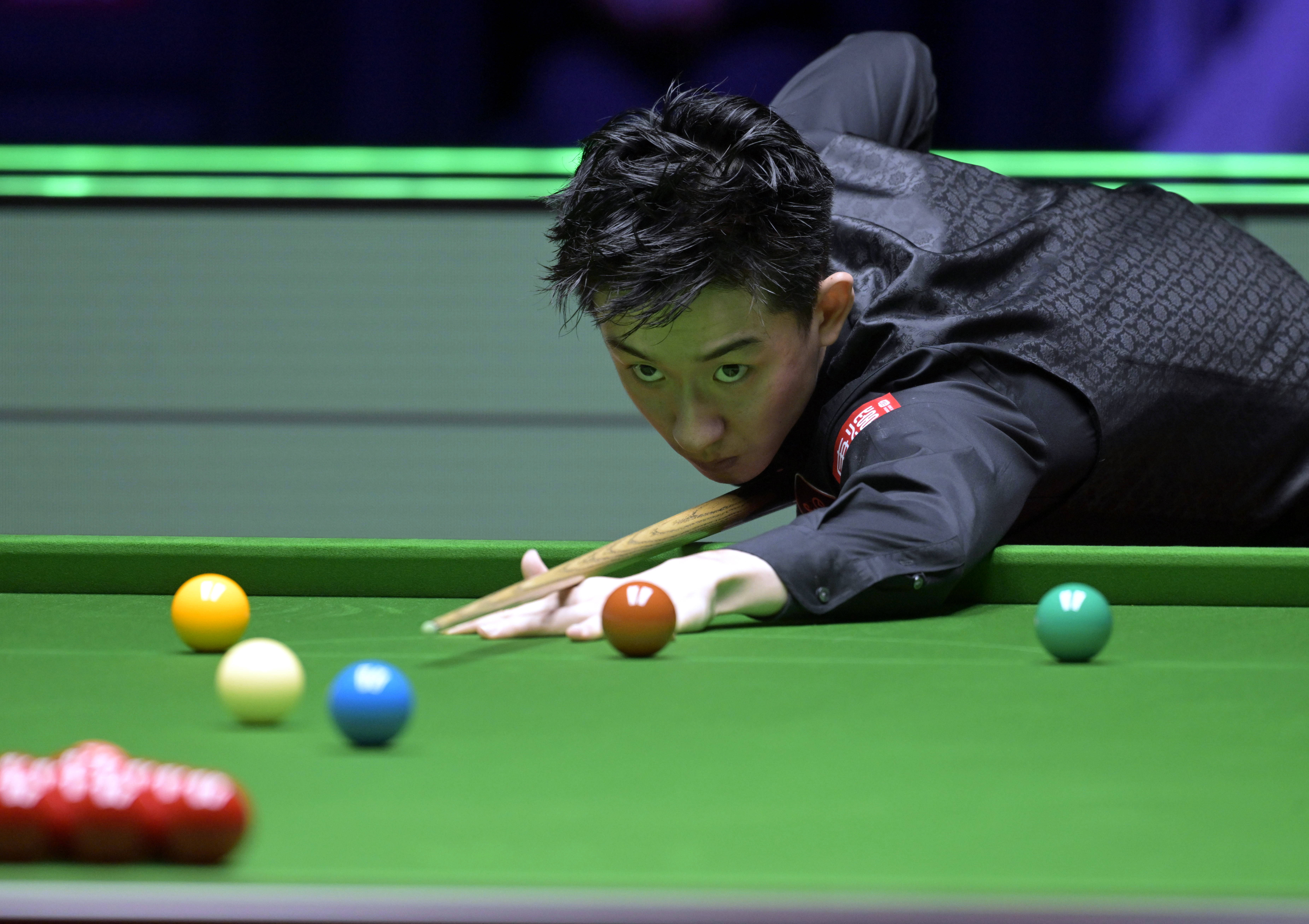 （体育）斯诺克——世界大奖赛：吴宜泽晋级八强